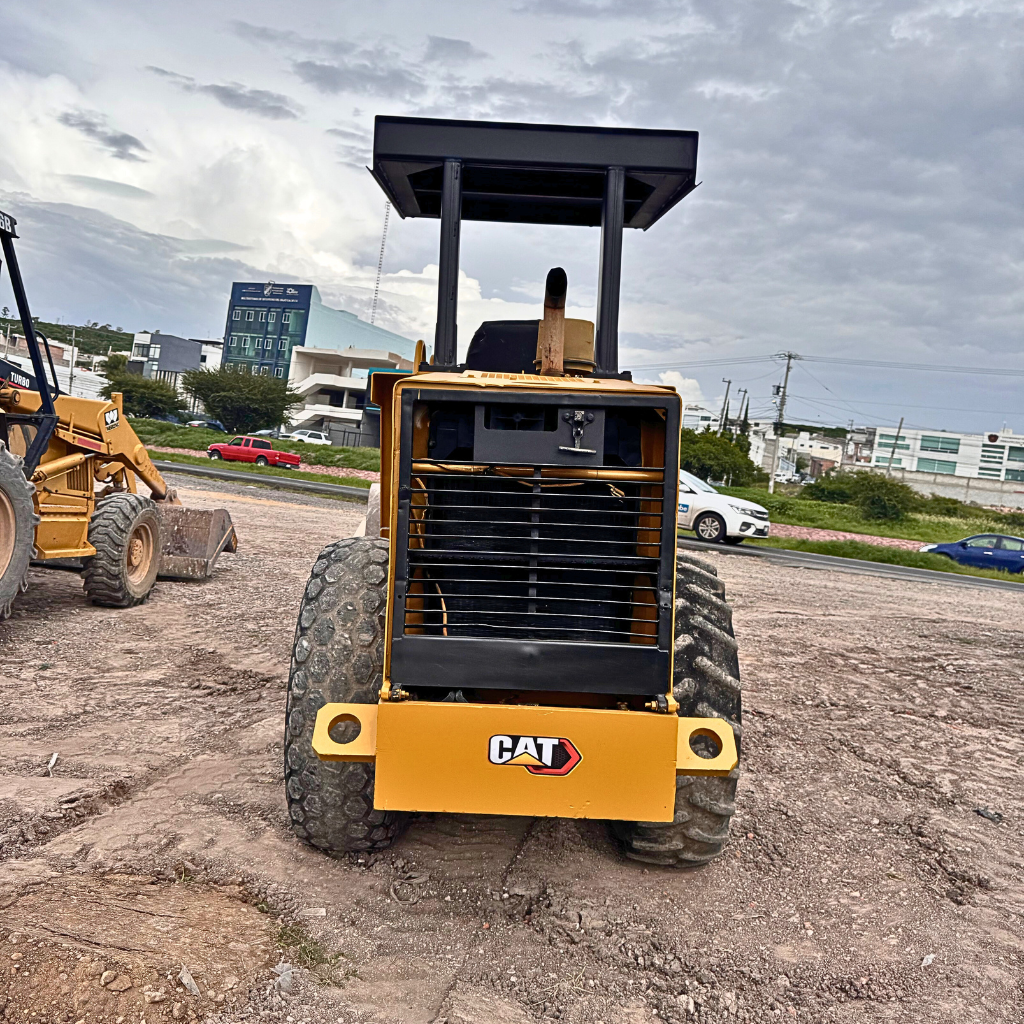 RODILLO CATERPILLAR TRASERO
