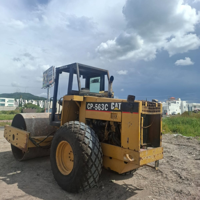venta de VIBROCOMPACTADOR CS-433C